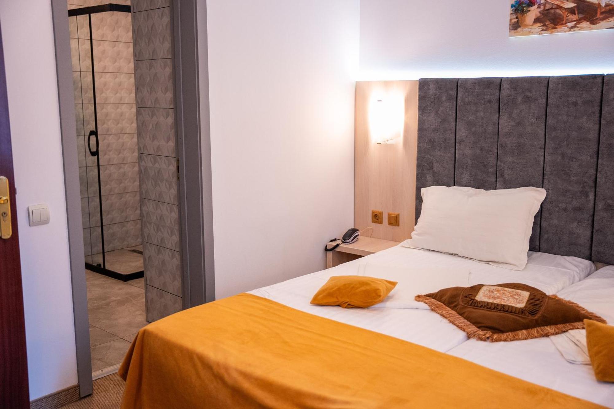 Hotel Cantemir 3*